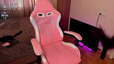 Jane online show from 02-18-25, 04:37