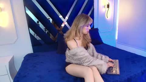 Snapshot of jane_roses0 chatting on 02-19-26, 01:29 Jane online show from 02-19-26, 01:29