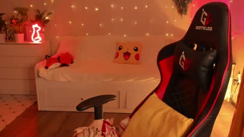 Jane online show from 01-30-25, 03:40