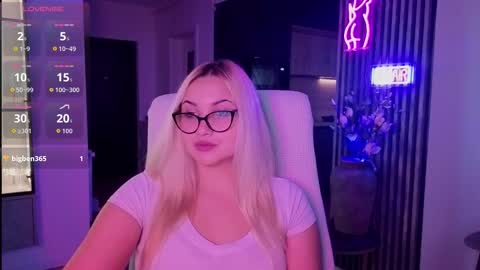 Jane online show from 11-25-25, 02:06