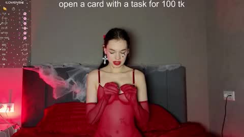 janepaxton_ online show from 10-24-25, 04:58