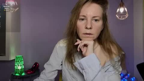 Snapshot of janepearl chatting on 01-11-26, 01:10 janepearl online show from 01-11-26, 01:10