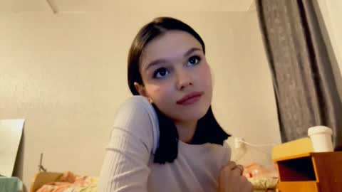 Aleksia online show from 11-30-25, 02:32