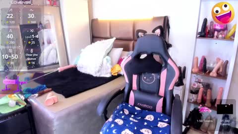 Snapshot of janette_rider chatting on 01-28-25, 06:05 Janette rider online show from 01-28-25, 06:05