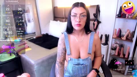 Snapshot of janette_rider chatting on 01-30-25, 06:13 Janette rider online show from 01-30-25, 06:13