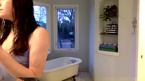 janicepepper online show from 01-04-25, 12:48