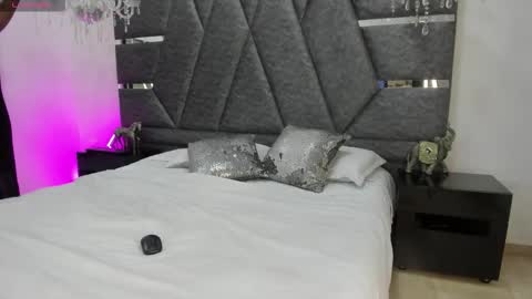 Snapshot of janna_foxx chatting on 02-08-26, 03:54 Janna online show from 02-08-26, 03:54