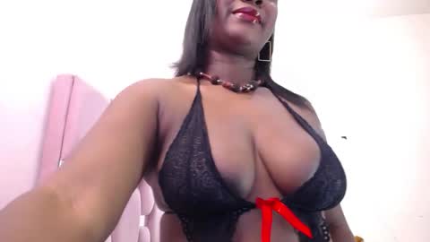 Snapshot of jannadayska chatting on 02-03-26, 12:31 camila online show from 02-03-26, 12:31