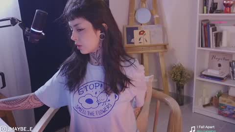   jmaybe e online show from 01-07-25, 03:02