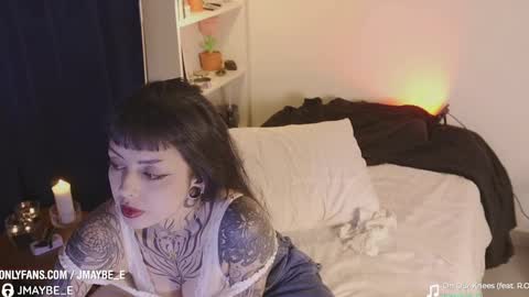   jmaybe e online show from 02-19-25, 11:04