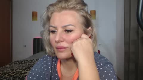 jaqueline88 online show from 01-03-25, 01:38