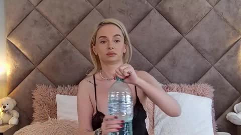 jaquelinemerlot online show from 02-03-25, 10:47