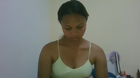 Snapshot of jarevava chatting on 10-25-25, 06:57 Jarevava online show from 10-25-25, 06:57