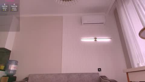 Snapshot of jas_leen0 chatting on 02-21-26, 05:41 Aiya online show from 02-21-26, 05:41