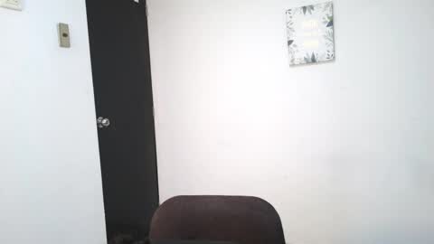 Snapshot of jash_7 chatting on 10-27-25, 04:27 jash online show from 10-27-25, 04:27