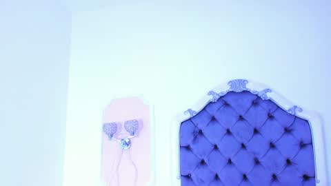 Jasmine online show from 12-31-24, 06:27