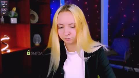 jasmine_eyes online show from 03-01-26, 07:38