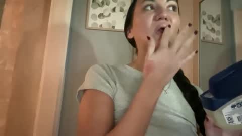 Jasmine Tate online show from 10-30-25, 05:46