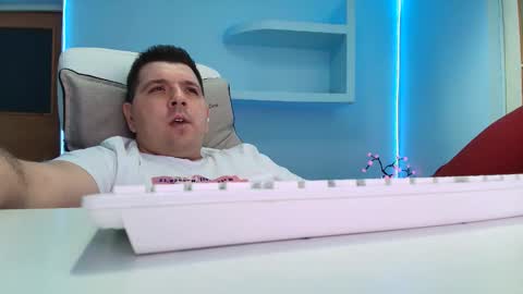 Snapshot of jasonjacks8 chatting on 12-23-25, 07:28 JasonJacks online show from 12-23-25, 07:28