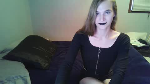 Snapshot of jasperargyle chatting on 10-06-25, 10:40 JasperArgyle online show from 10-06-25, 10:40