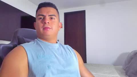 JBrooksXx online show from 02-14-25, 07:54