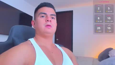 JBrooksXx online show from 11-10-25, 06:07