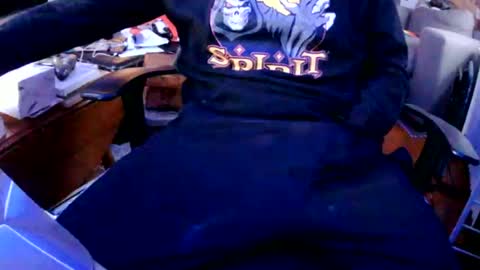 Snapshot of jasperh98 chatting on 10-30-25, 12:17 jasperh98 online show from 10-30-25, 12:17