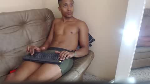 Javier online show from 02-19-25, 02:12