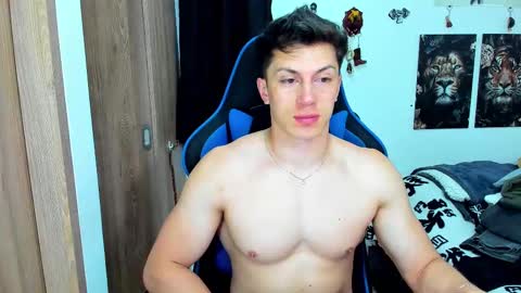 Javier online show from 02-17-25, 04:31