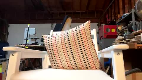 Snapshot of jawssharkparty chatting on 10-16-25, 03:29 Jaws online show from 10-16-25, 03:29