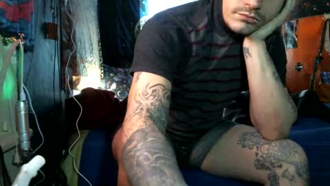 Snapshot of jax_skyfallin chatting on 03-09-25, 02:10 jaxxx666 online show from 03-09-25, 02:10