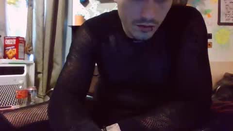 Snapshot of jax_skyfallin chatting on 10-17-25, 01:35 jaxxx666 online show from 10-17-25, 01:35