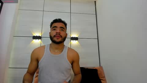 Snapshot of jay__rock chatting on 12-05-25, 07:32 Jay Rock online show from 12-05-25, 07:32