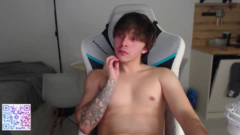 Jayce online show from 10-28-25, 03:25