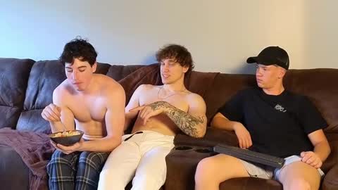 Snapshot of jaycex_69 chatting on 12-05-24, 07:38 THE HOUSE online show from 12-05-24, 07:38