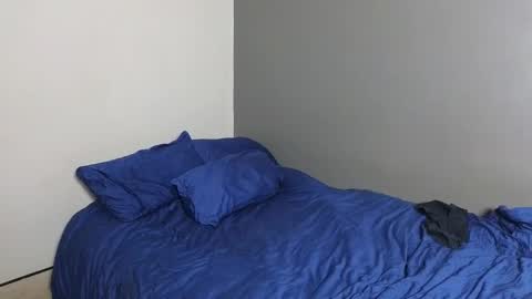 Snapshot of jaycex_69 chatting on 12-15-24, 06:15 THE HOUSE online show from 12-15-24, 06:15