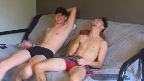 Snapshot of jaycex_69 chatting on 12-17-24, 02:00 THE HOUSE online show from 12-17-24, 02:00