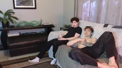 Snapshot of jaycex_69 chatting on 02-24-25, 07:11 THE HOUSE online show from 02-24-25, 07:11