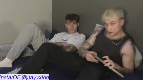 Snapshot of jaycex_69 chatting on 11-28-25, 09:23 THE HOUSE online show from 11-28-25, 09:23