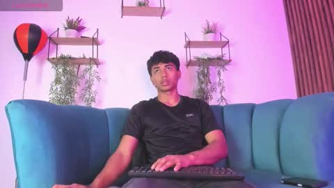 jaycobblack1 online show from 11-04-25, 12:15