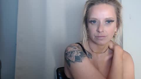 Blondie Queen Jayden online show from 03-16-26, 12:09