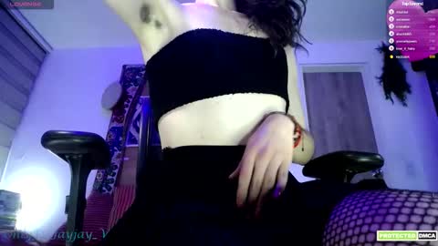 Jackie VonTrier online show from 10-11-25, 01:49