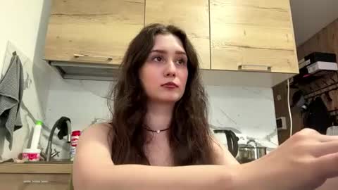 Snapshot of jaynesinton chatting on 08-06-26, 11:12 Alice online show from 08-06-26, 11:12