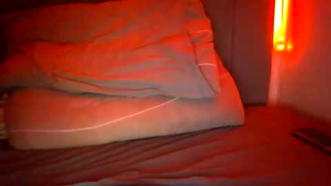 Snapshot of jaytys145364616 chatting on 09-26-25, 09:08 jaytys145364616 online show from 09-26-25, 09:08