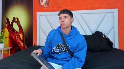 jaze_bradley online show from 03-07-25, 11:18