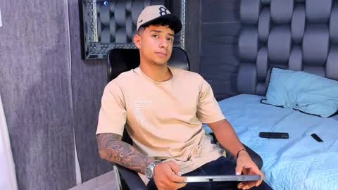 jaze_bradley online show from 10-15-25, 11:32