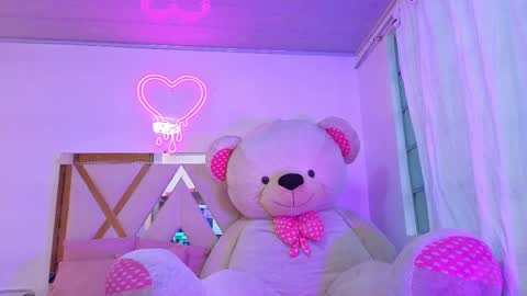 Jazmin  online show from 09-26-25, 11:47