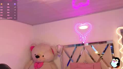 Jazmin  online show from 11-22-25, 11:42