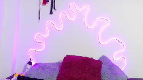 JazminePark online show from 12-22-25, 07:27