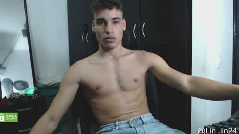 Snapshot of jbunny03 chatting on 12-18-24, 11:19 Lin online show from 12-18-24, 11:19